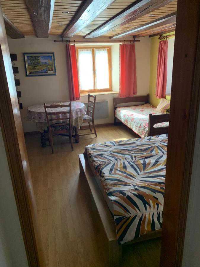 Appartement Style Rustique Urbes Luaran gambar